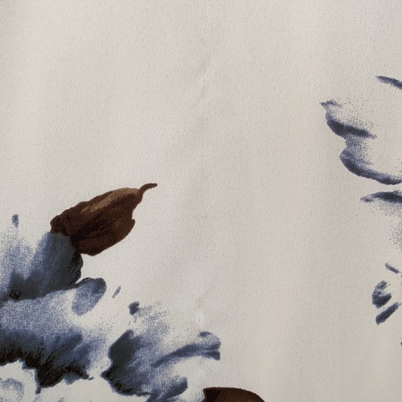 Audrey 3+1 Floral Dress - Picture 3 of 8